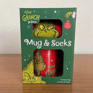 The grinch mug & socks